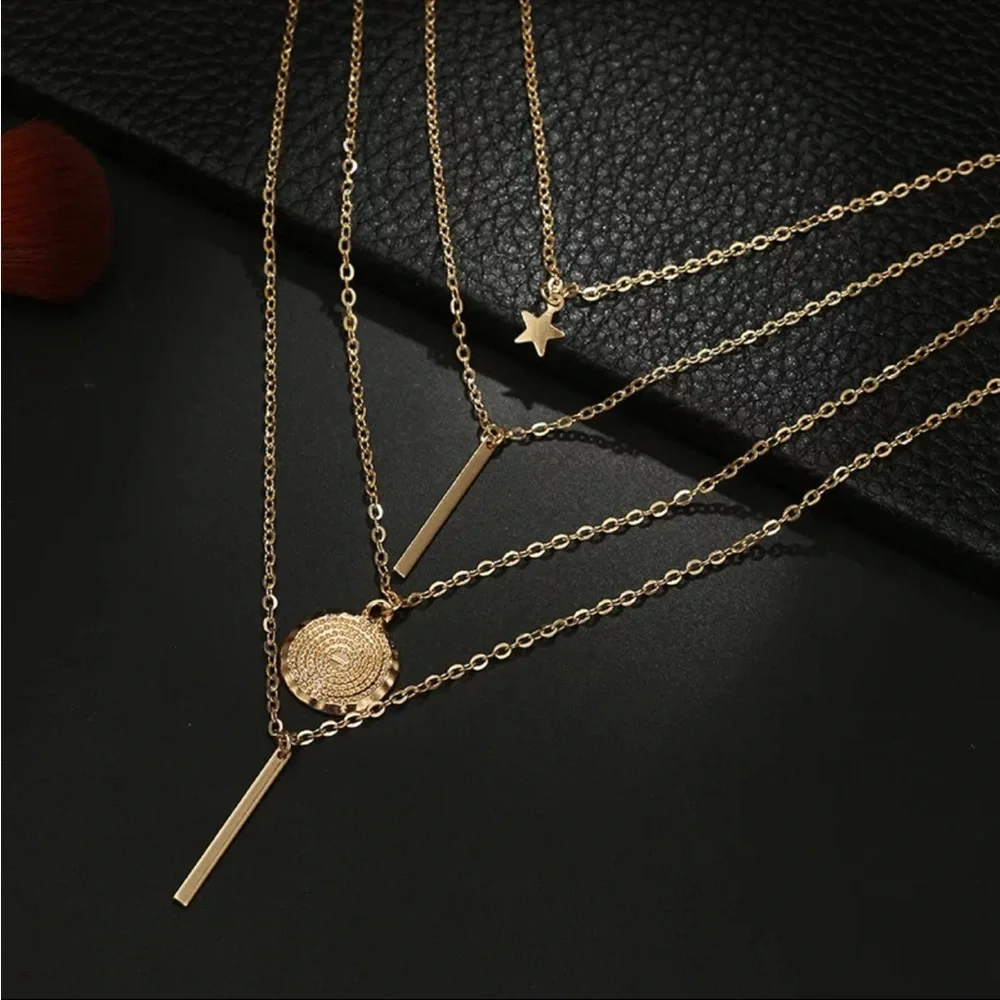 New Vintage Boho Multilayer Pendant for Women Gold Star Coin Metal Necklace - Picture 6 of 6